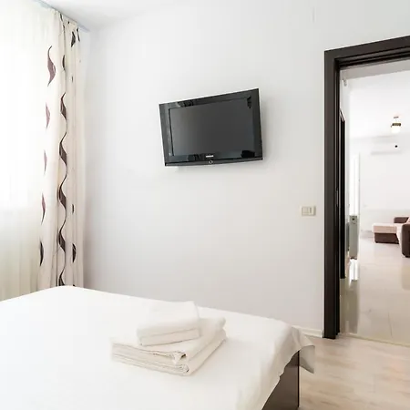 Apartament Tudor Navodari